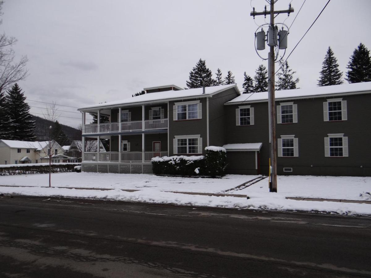 | Edelweiss Ski Lodge