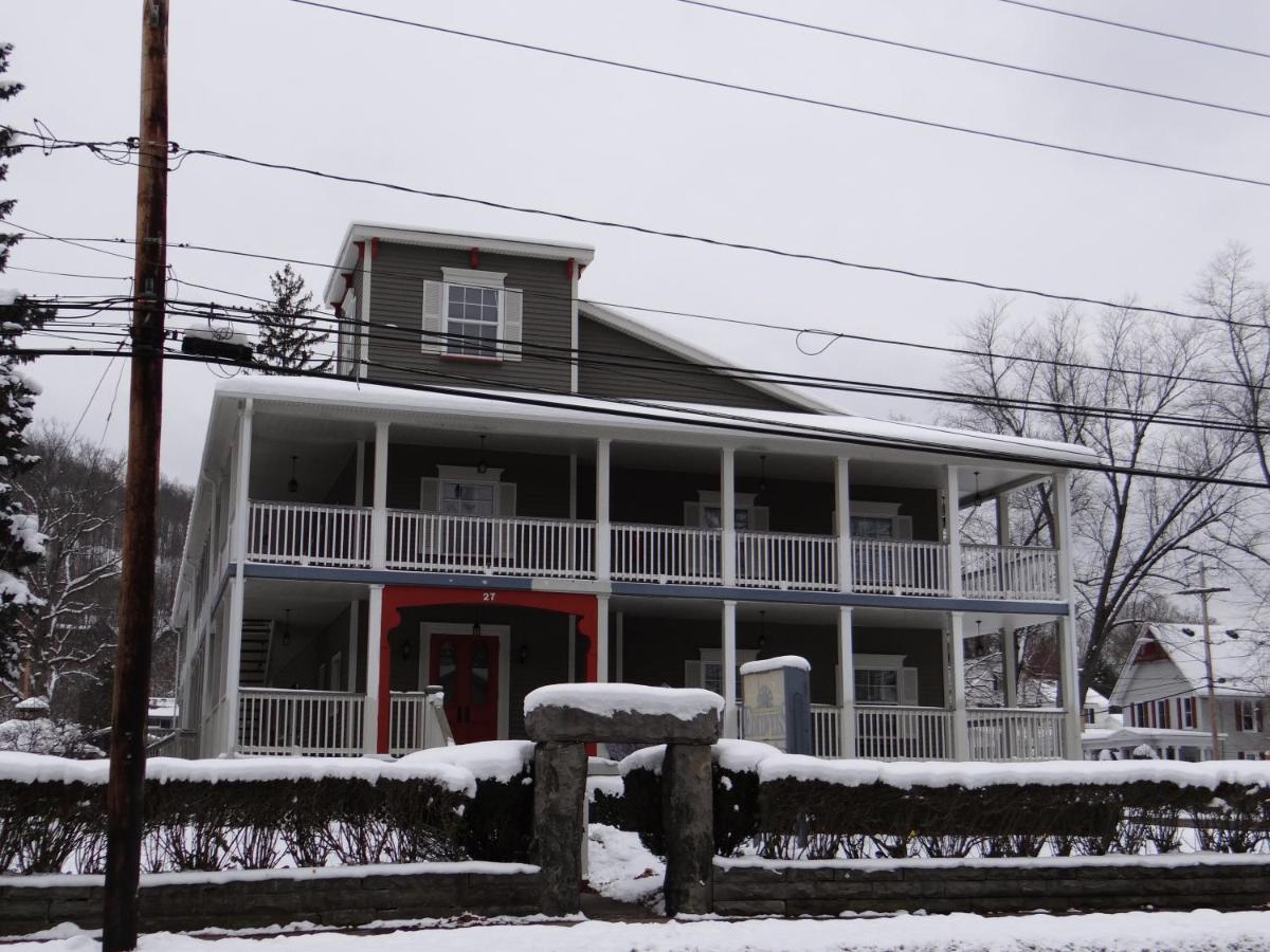 | Edelweiss Ski Lodge