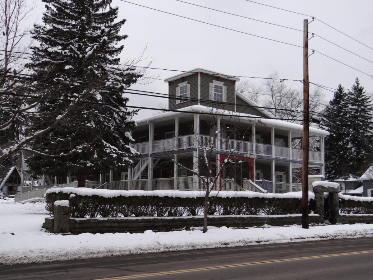 | Edelweiss Ski Lodge