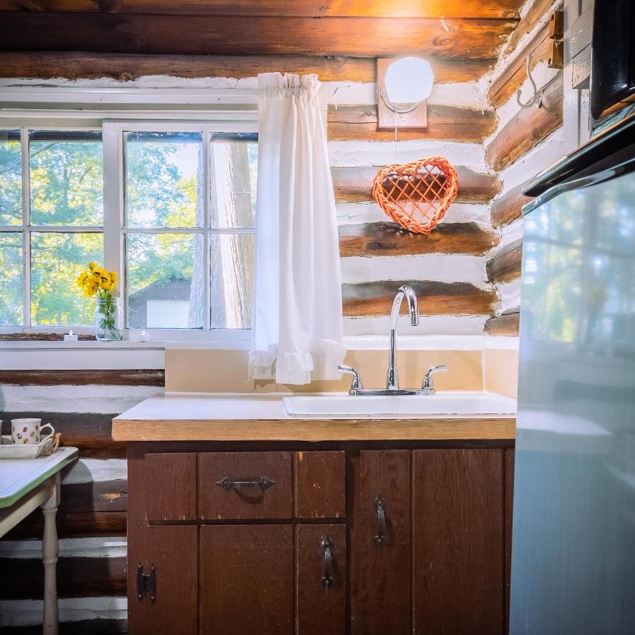 | Log Cabin Motor Court