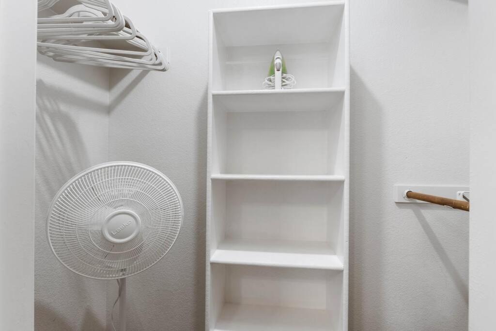 | *The Hideaway* NFLX/Arcade/Soak tub