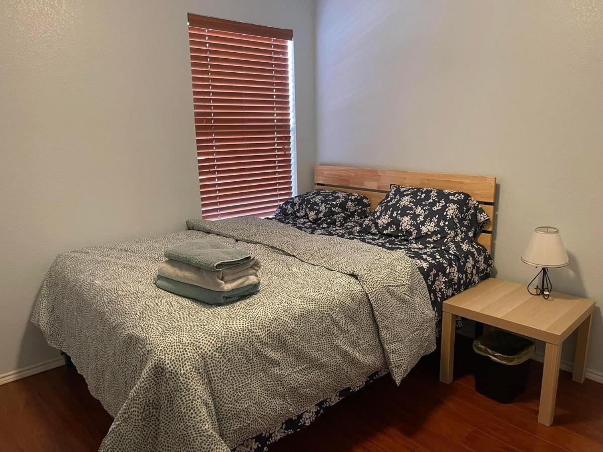 | Private room near Downtown Dallas