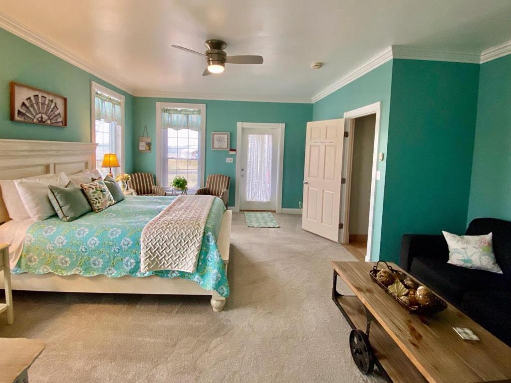 | Barren Breeze Bed and Breakfast