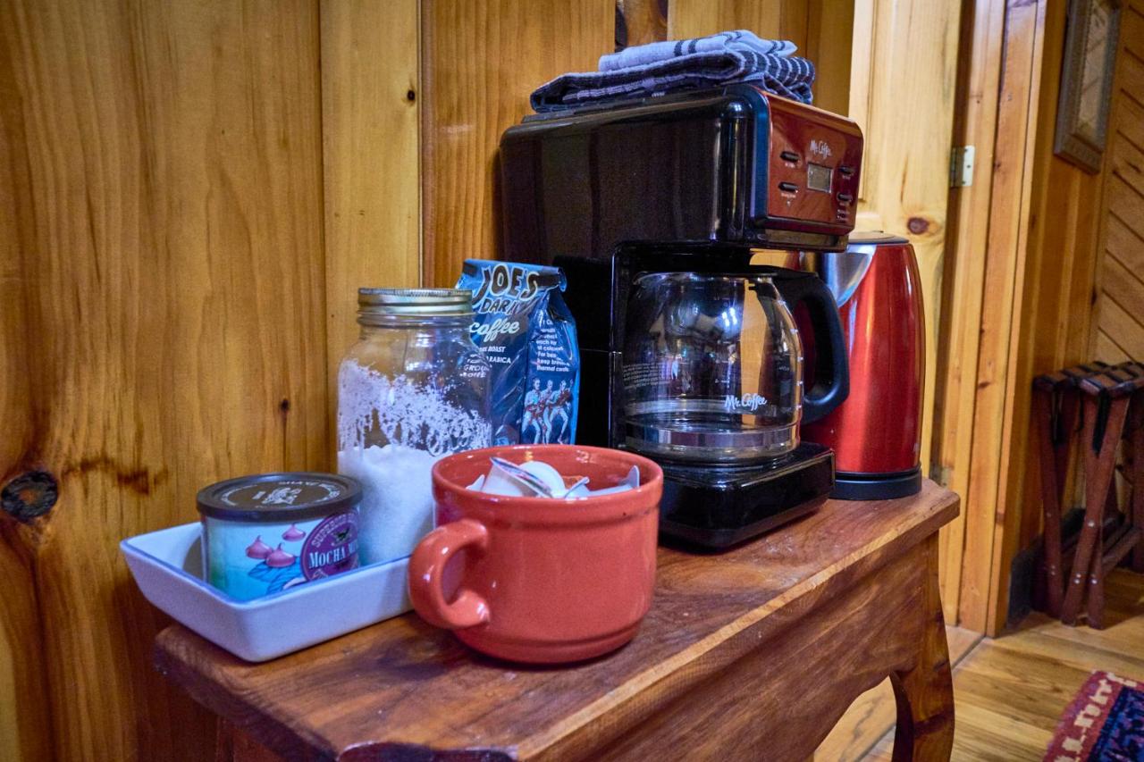 | Creekwalk Inn Bed and Breakfast with Cabins