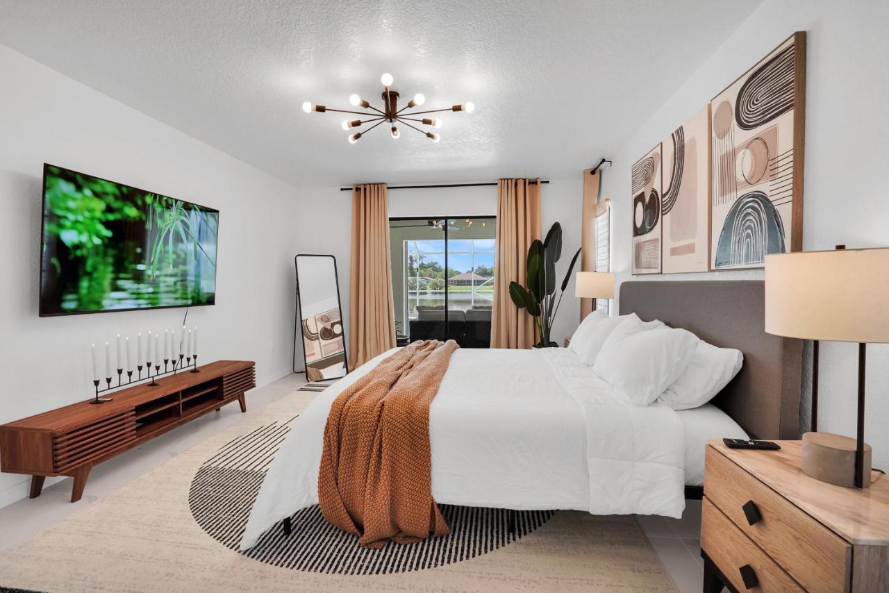  | Stunning 5 bedroom Villa Punta Gorda Sarasota area