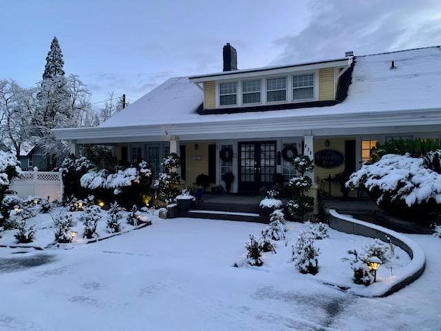  | Bayberry Inn B&B