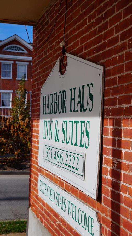 | Harbor Haus Inn & Suites