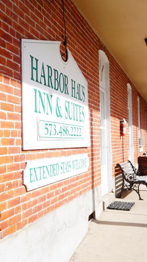 | Harbor Haus Inn & Suites