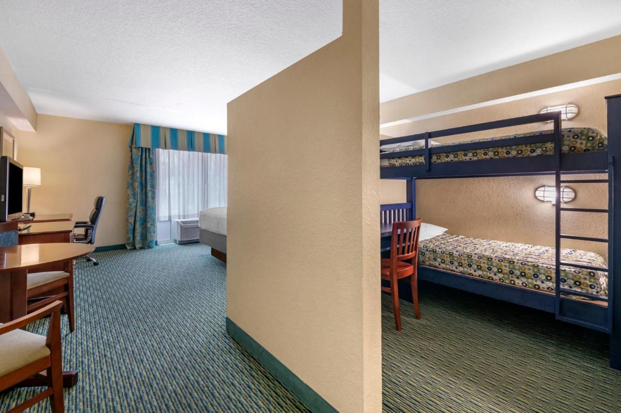  | Holiday Inn Resort Orlando - Lake Buena Vista