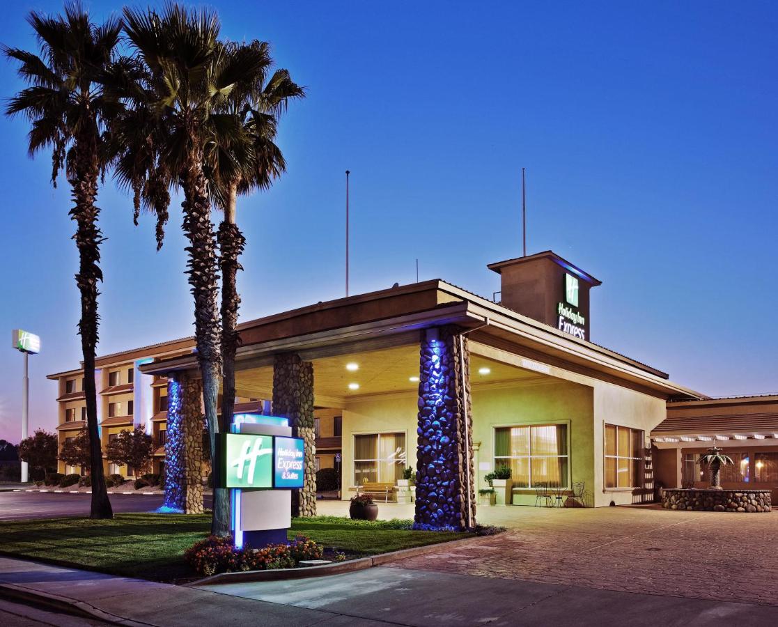  | Holiday Inn Express Hotel & Suites Corning, an IHG Hotel