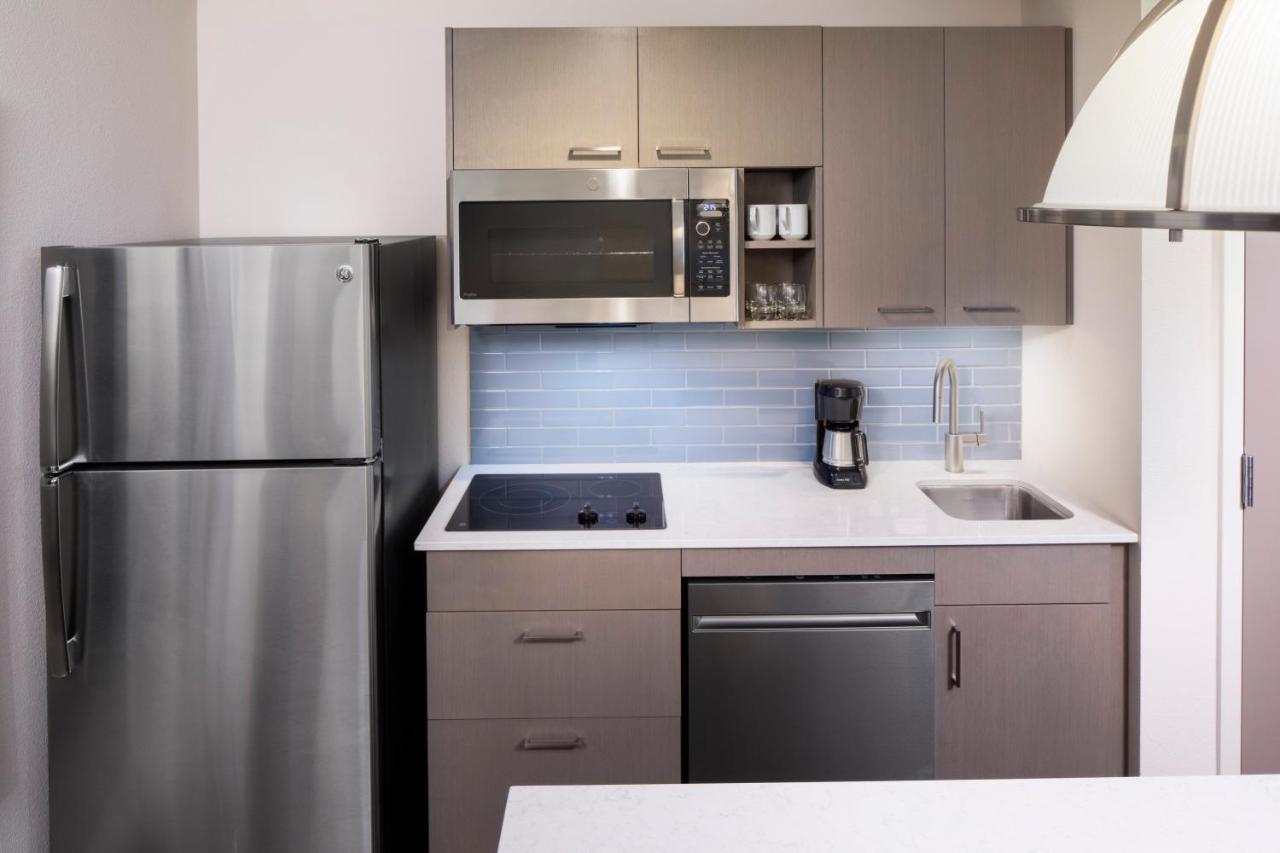 King Suite at Hyatt House Tallahassee Capitol – University