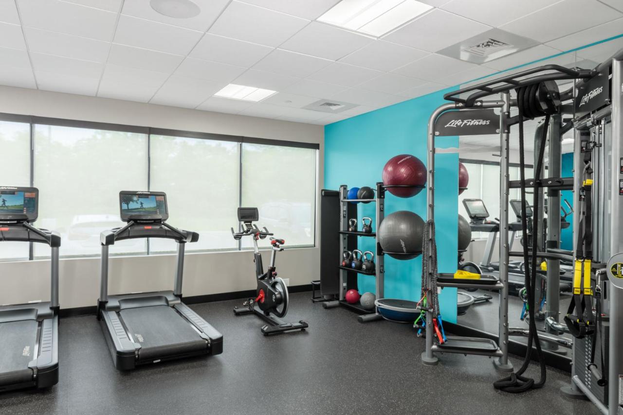 | avid hotels - Nashville - Lebanon, an IHG Hotel