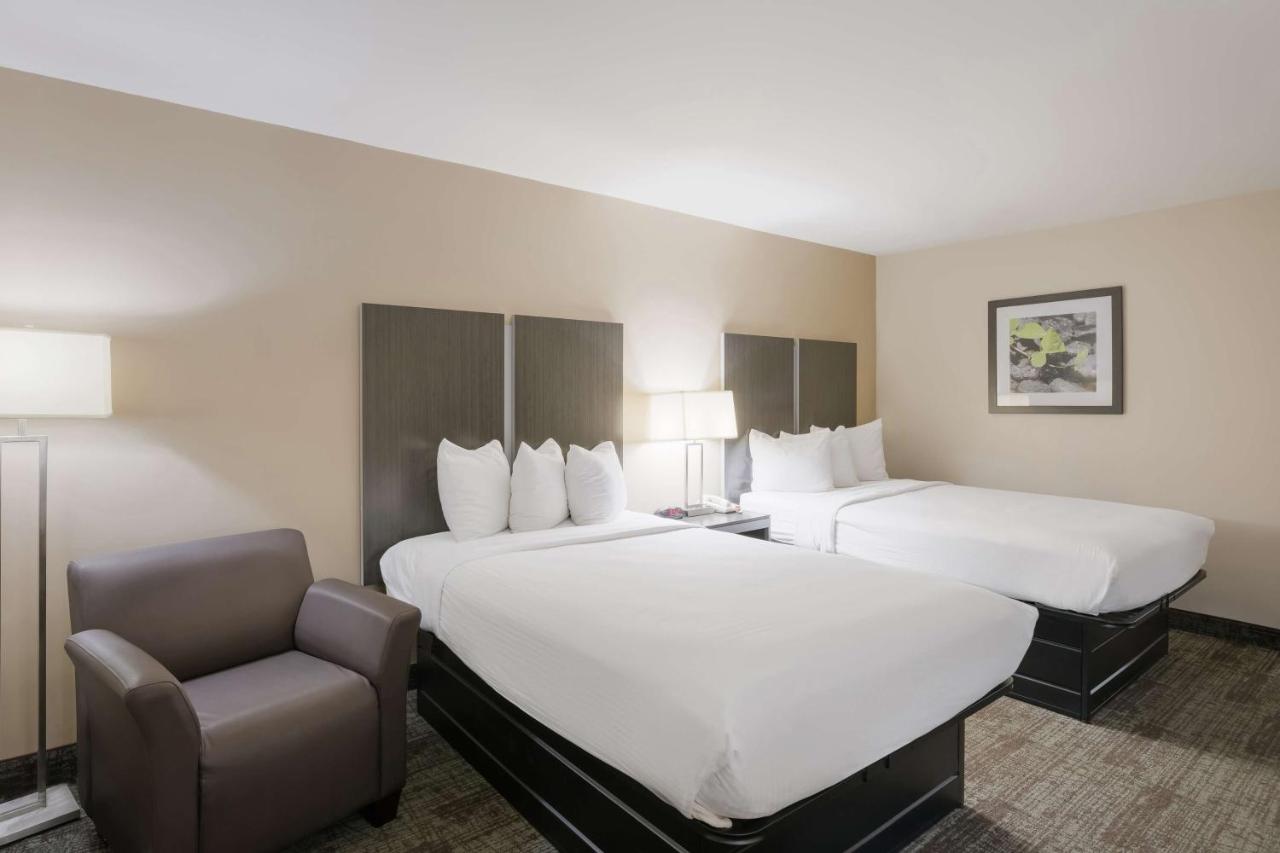 Double Room with Two Double Beds at Best Western Northwest Indiana Inn