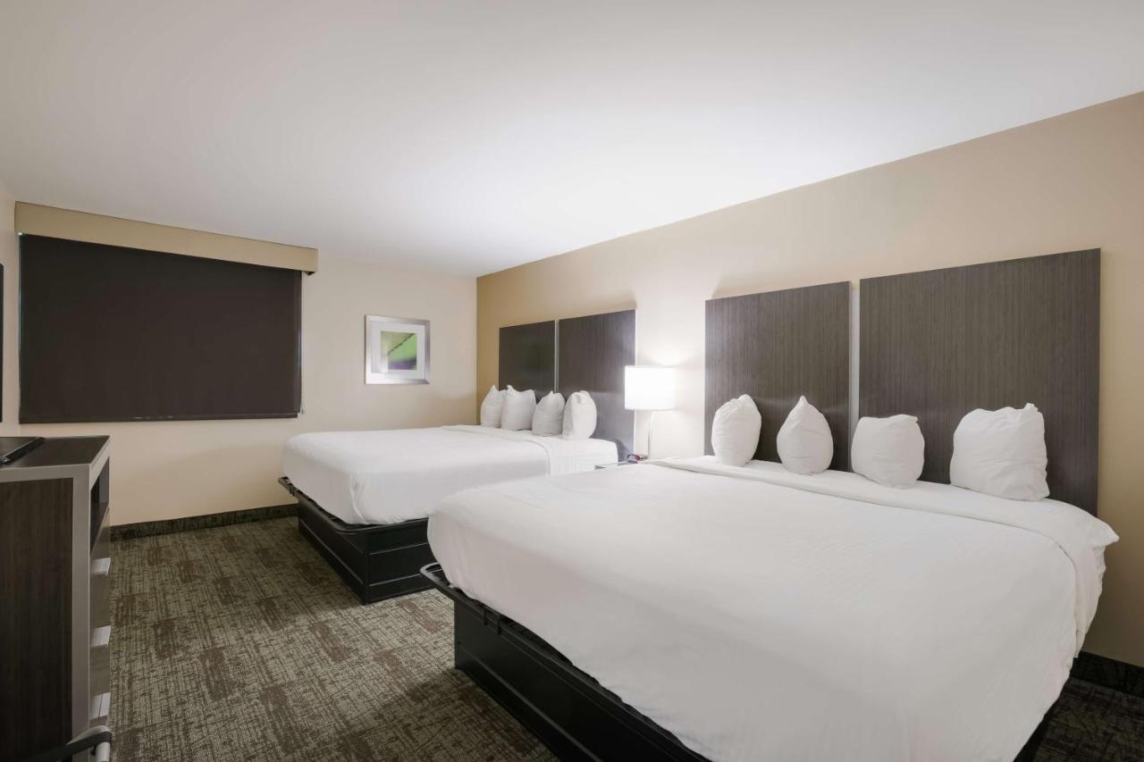 King Suite with Two King Beds - Non-Smoking at Best Western Northwest Indiana Inn