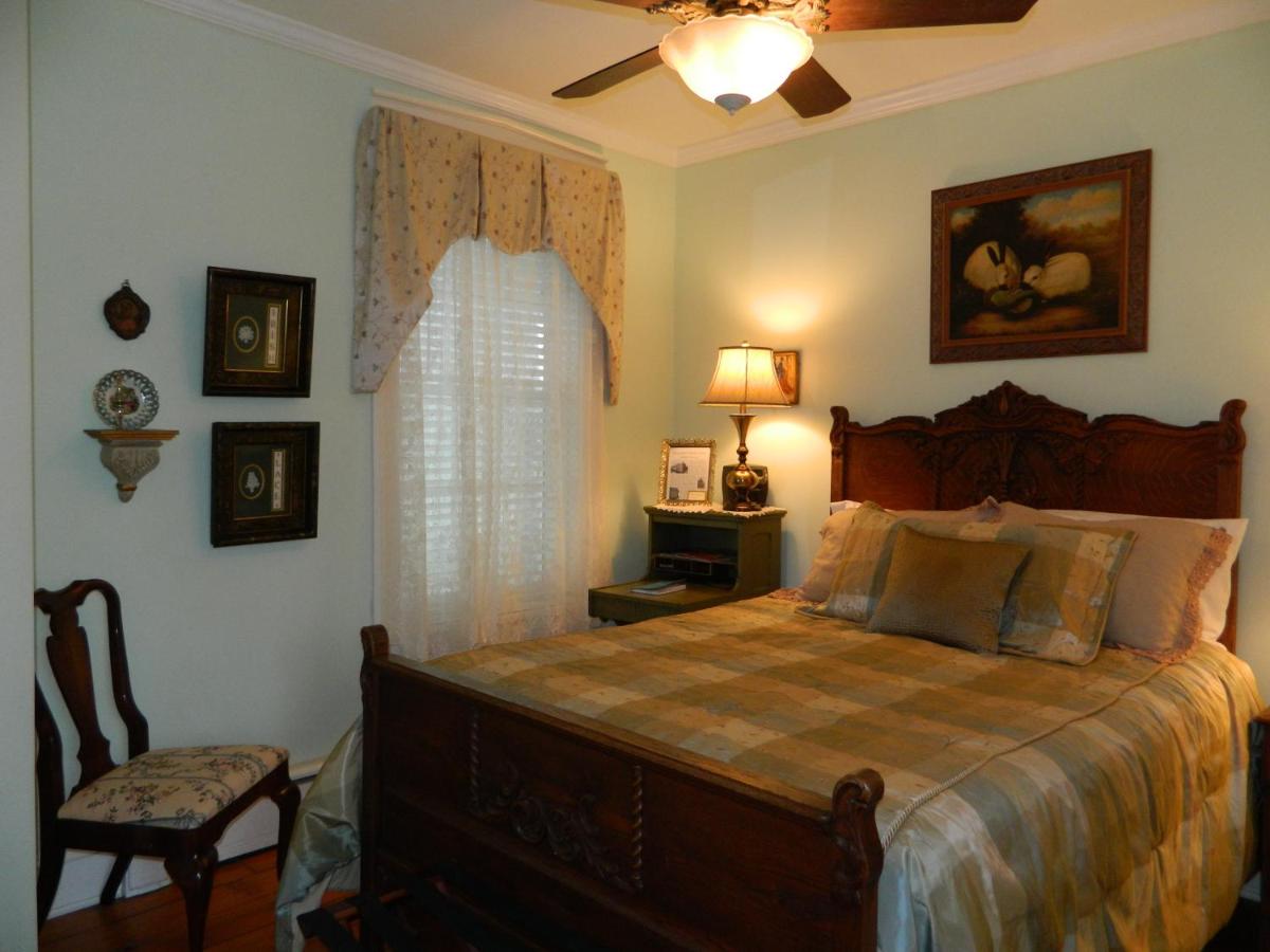 | EJ Bowman House Bed & Breakfast