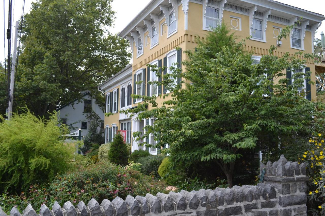 | EJ Bowman House Bed & Breakfast