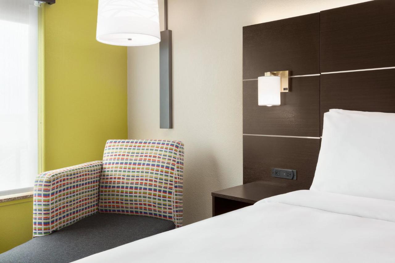 Classic King Suite - Non-Smoking at Holiday Inn Express & Suites San Antonio NW - Medical Area by IHG