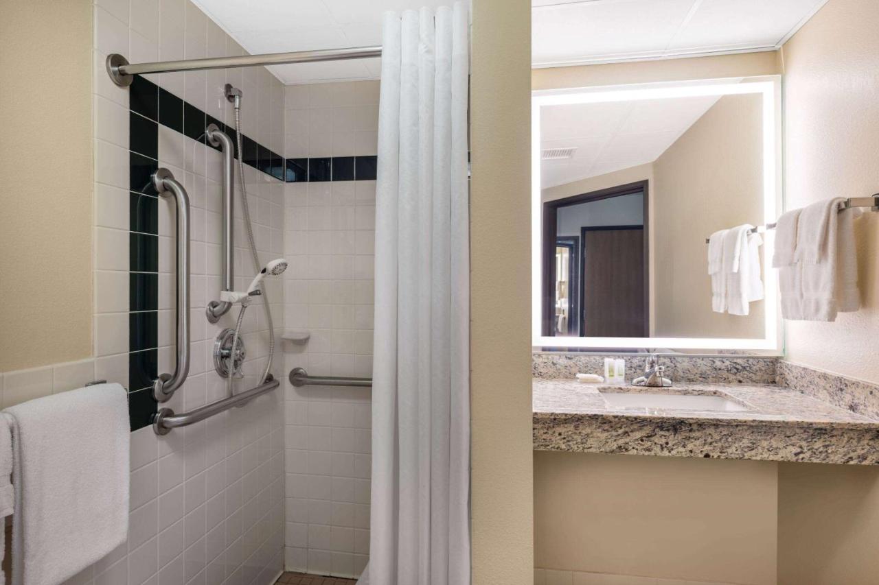 Single Room - Disability Access at AmericInn by Wyndham Two Harbors Near Lake Superior