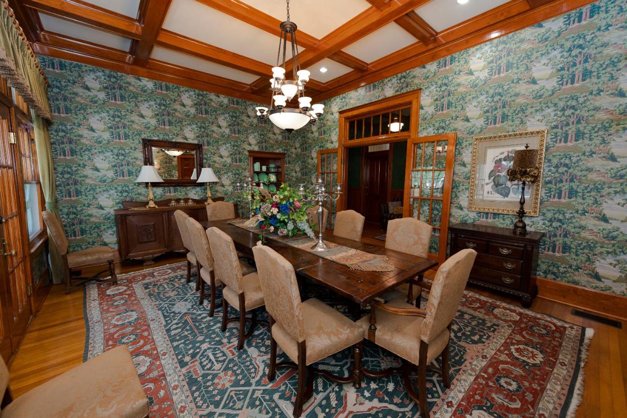  | Captain Henderson House