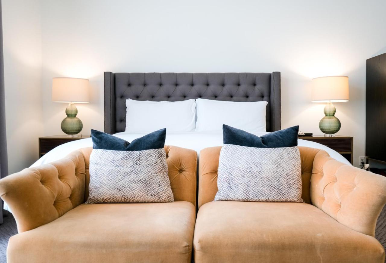 Deluxe Junior Suite at Hotel Ella