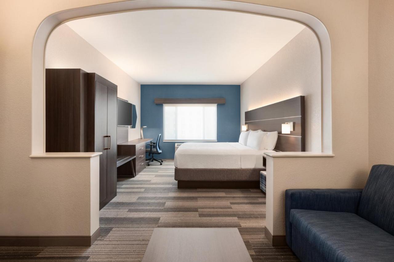 Suite - Mobility Access/Hearing Accessible at Holiday Inn Express Hotel & Suites Denver Airport by IHG