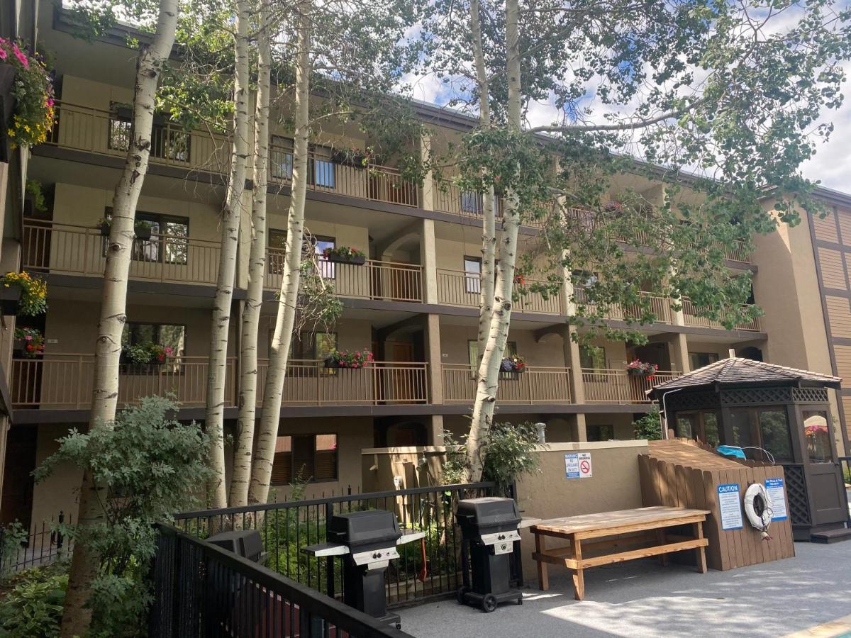 | King size bed in vail village