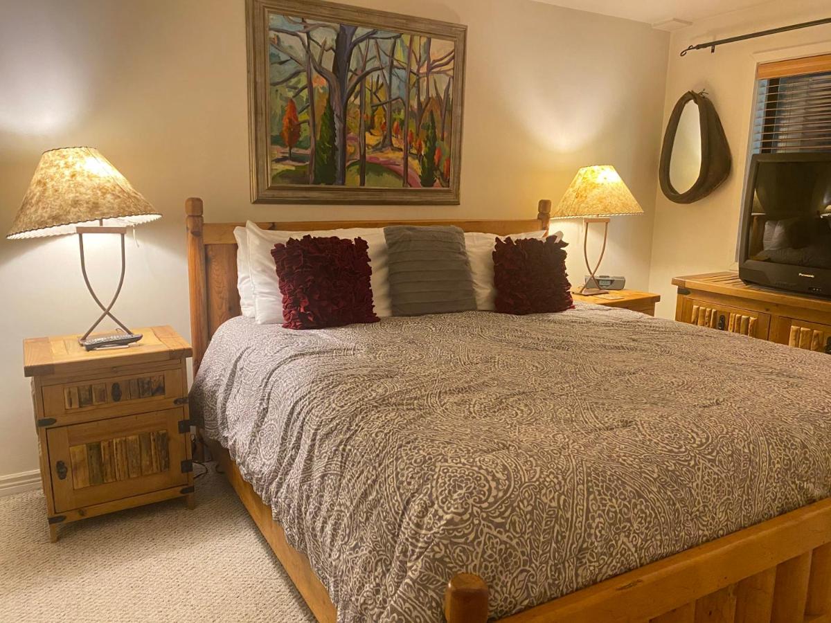 | King size bed in vail village