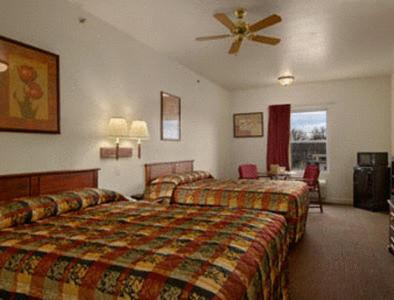 Queen Room with Two Queen Beds - Non-Smoking at Super 8 by Wyndham St. Louis Airport