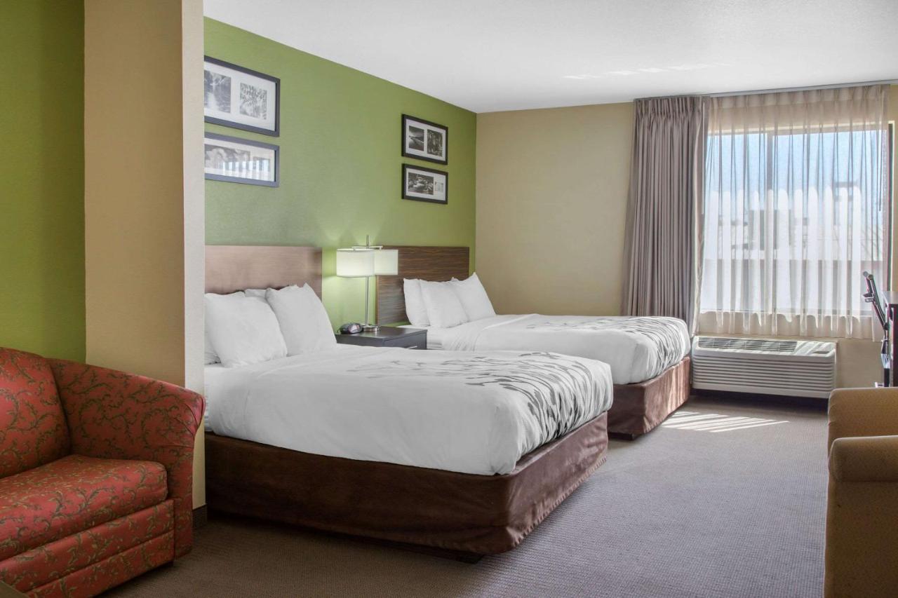 Queen Suite with Two Queen Beds - Non-Smoking at Sleep Inn & Suites Bakersfield North
