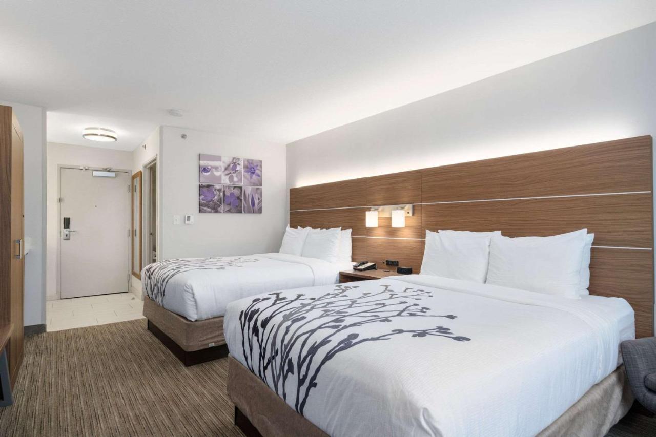 Holiday Inn Express & Suites Phoenix Tempe - University