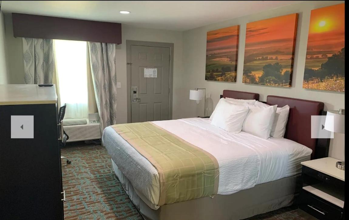 | Days Inn by Wyndham Bellville Mansfield