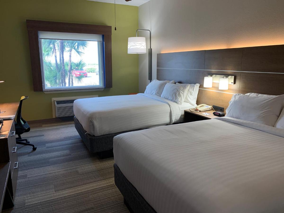 Twin Room - Mobility Access at Holiday Inn Express Hotel & Suites South Padre Island by IHG