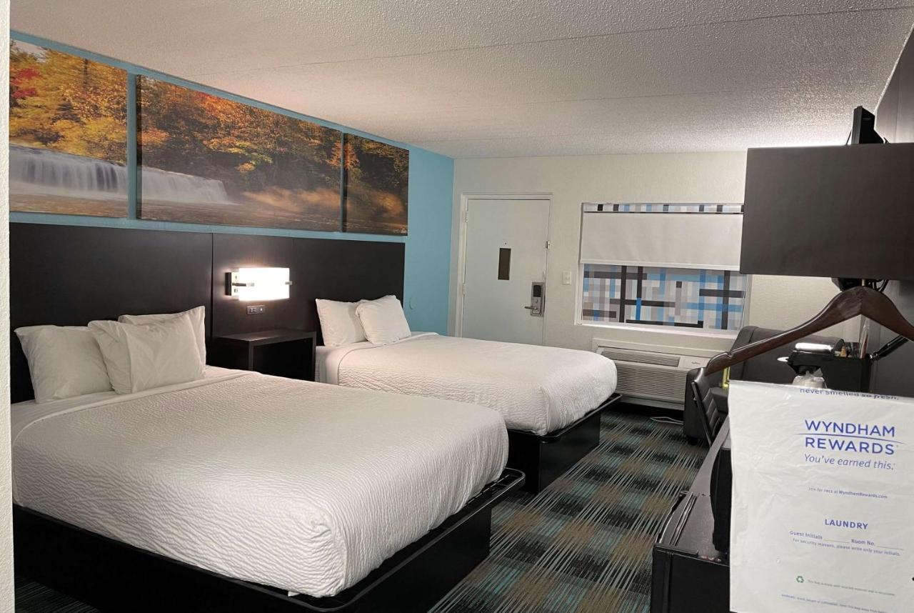  | Days Inn by Wyndham Calhoun GA I-75 and US-41