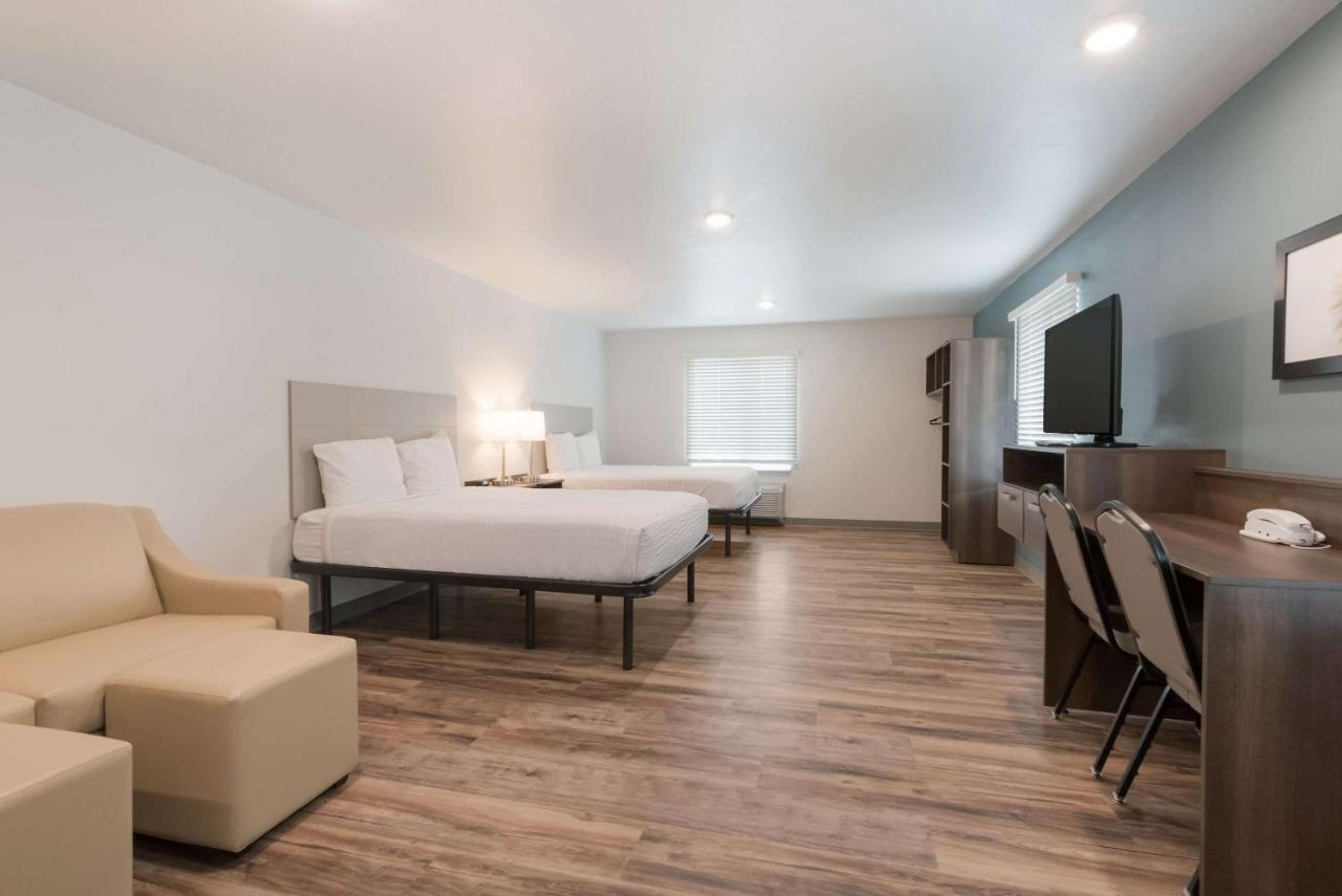 Queen Room with Two Queen Beds with Accessible Tub - Accessible/Non Smoking at Woodspring Suites Philadelphia Northeast