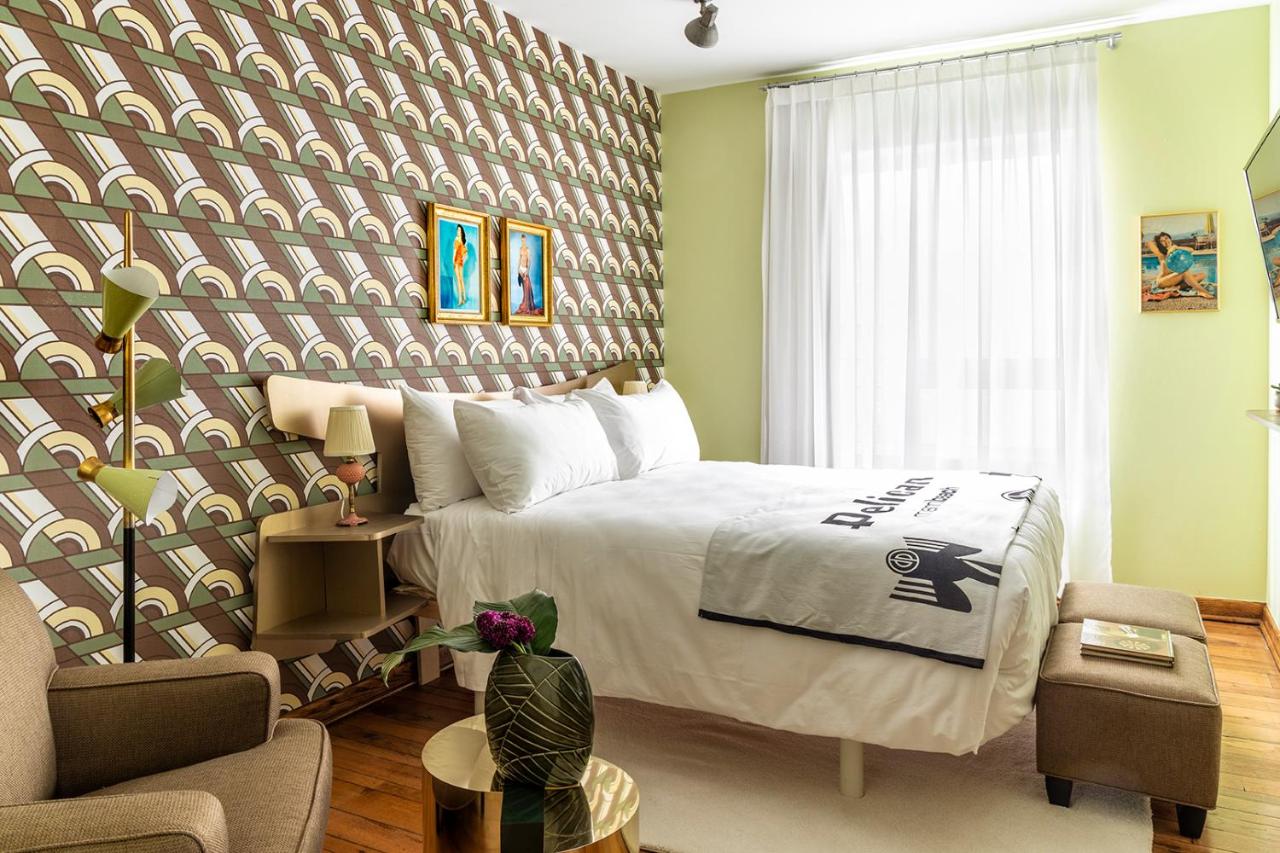 Deluxe Queen Room at Pelican Hotel