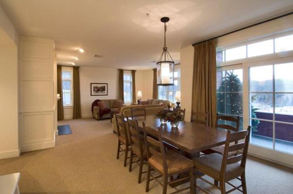 | Clay Brook Hotel at Sugarbush