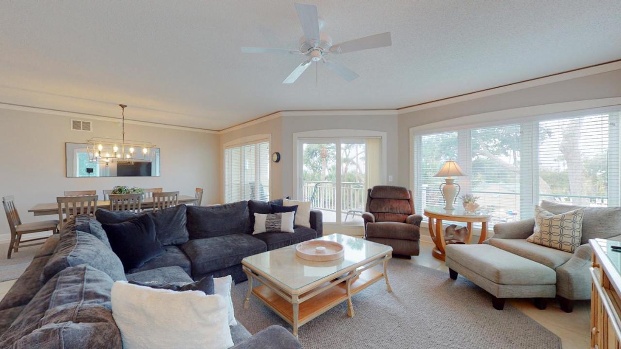 | 2118 Windsor Place II