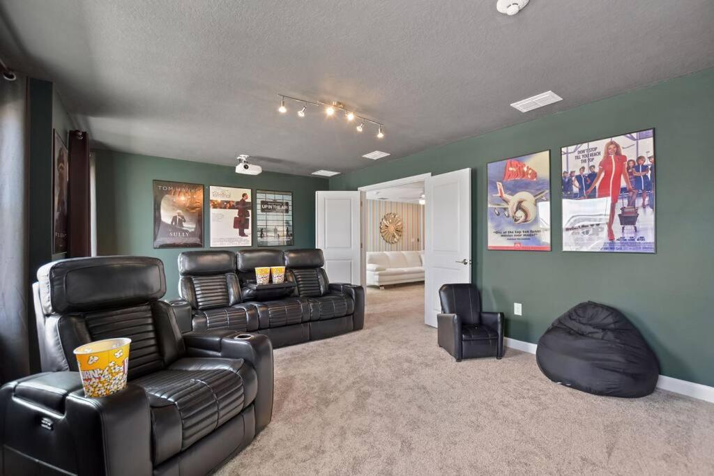  | Luxury Villa near Disney 8 Bedroom Private Pool & Playground