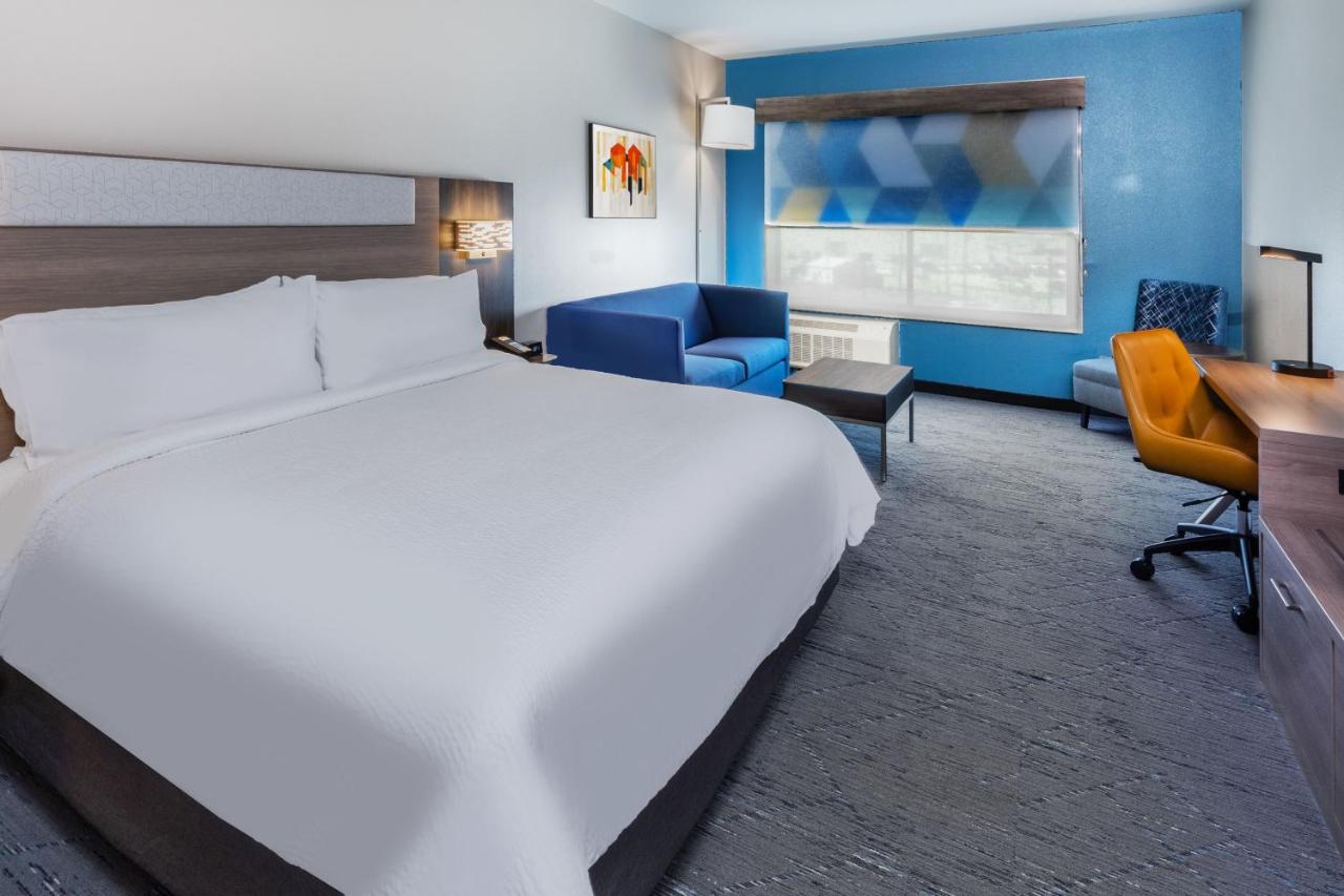 | Holiday Inn Express & Suites - Houston SW - Rosenberg, an IHG Hotel