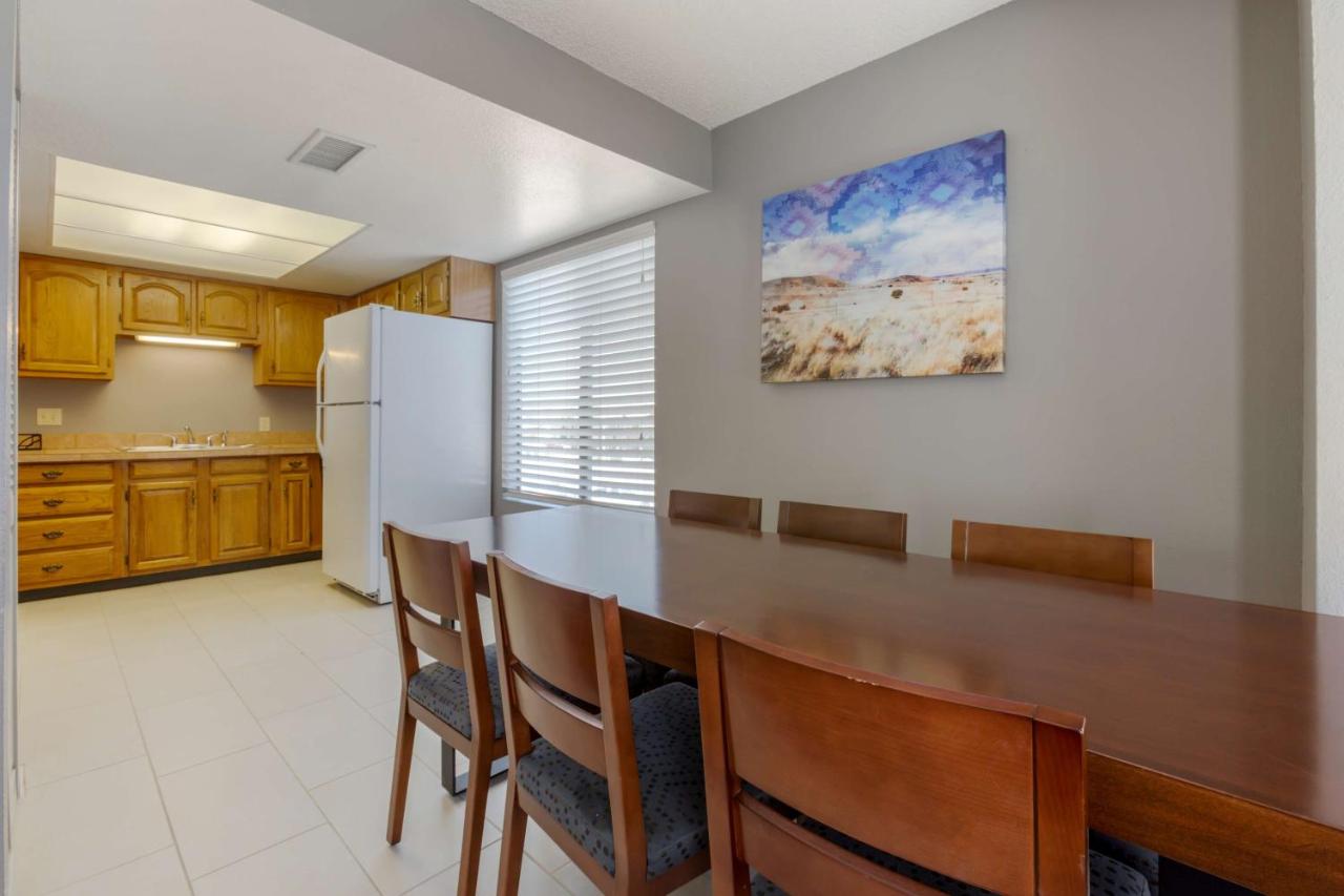 King Suite with Living Room - Non-Smoking at Best Western Pecos Inn
