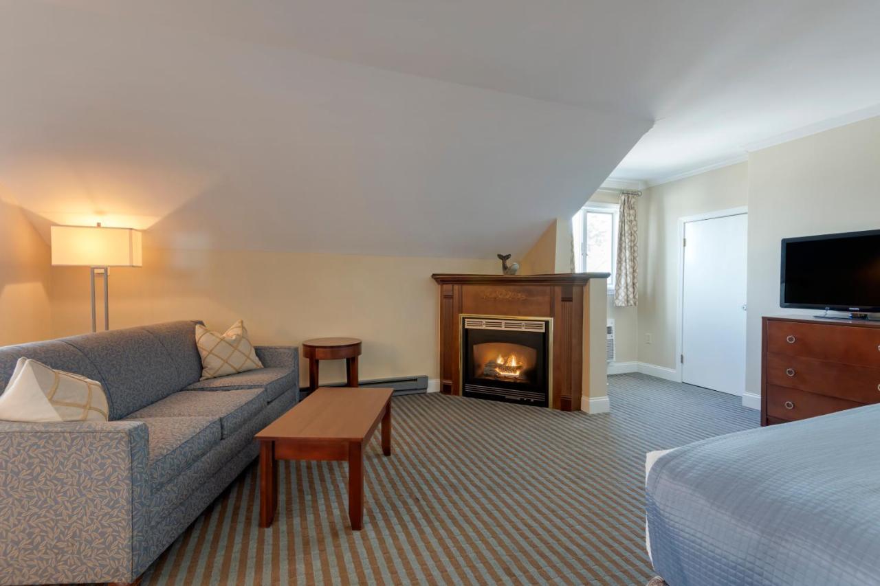 | Union Bluff Hotel