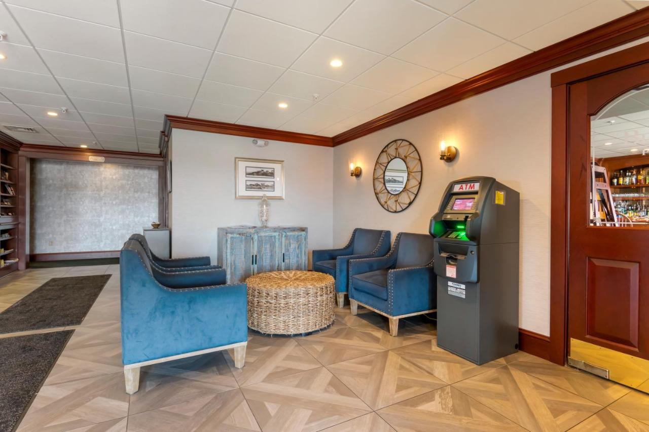 | Union Bluff Hotel