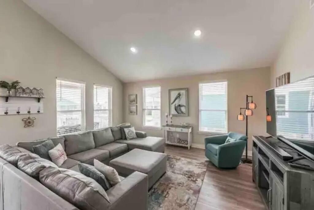 | SUITE BEACH ~ Daytona Beach Shores House