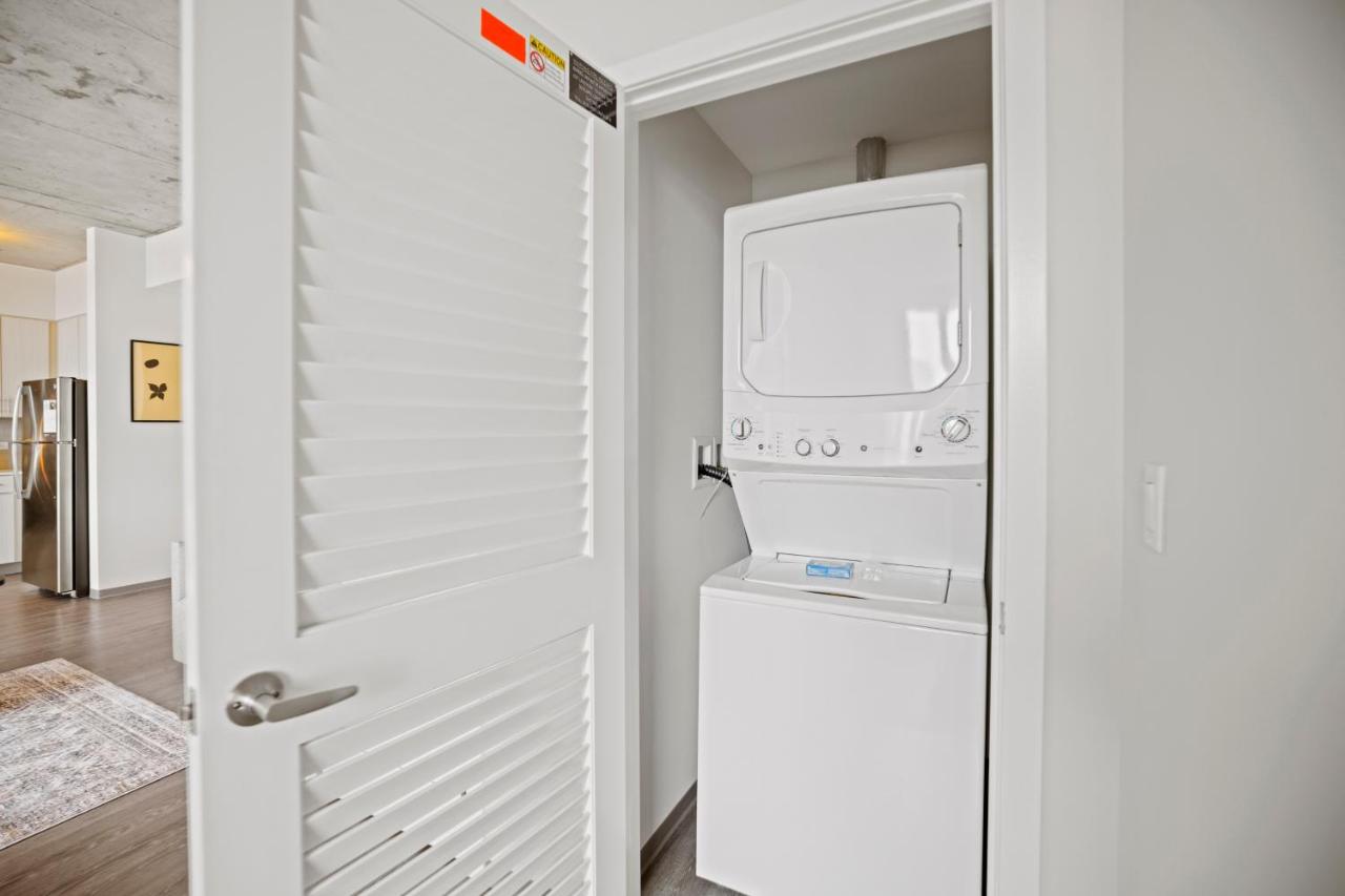 Standard Studio at Placemakr Premier SoBro