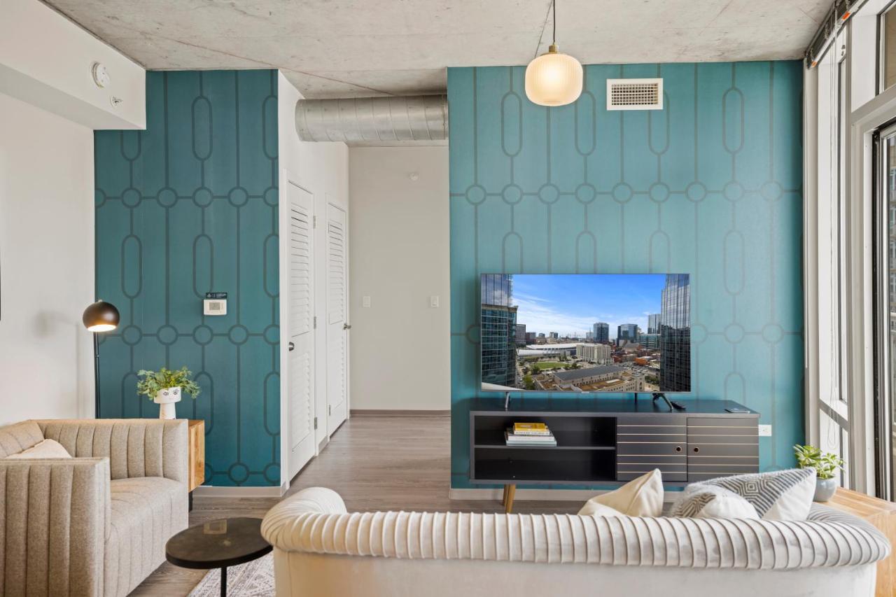 Standard Studio at Placemakr Premier SoBro