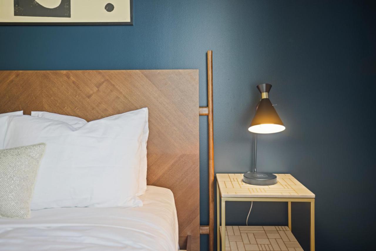 Standard Studio at Placemakr Premier SoBro