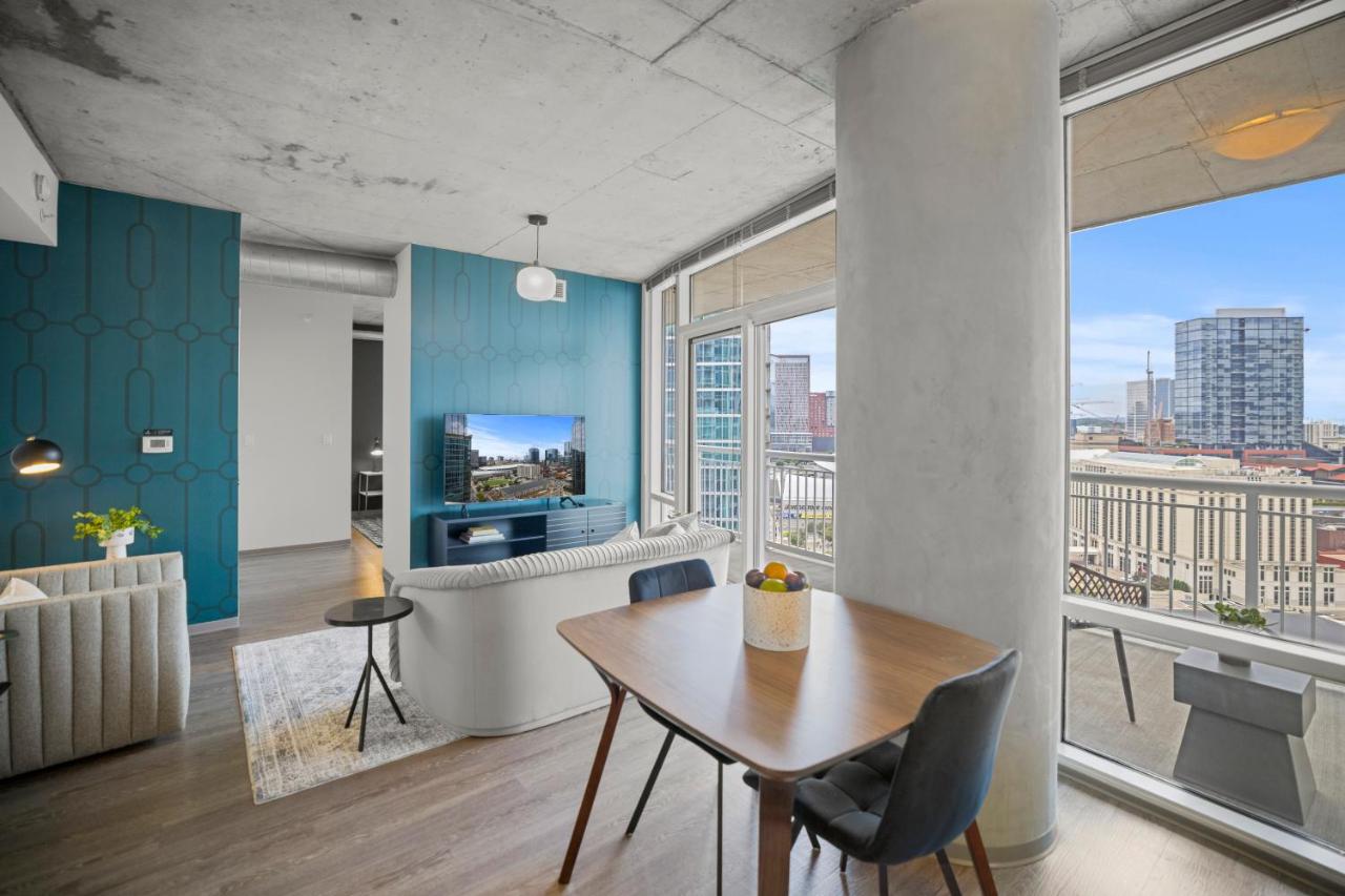Standard Studio at Placemakr Premier SoBro