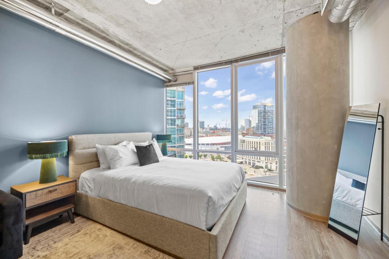 Studio at Placemakr Premier SoBro