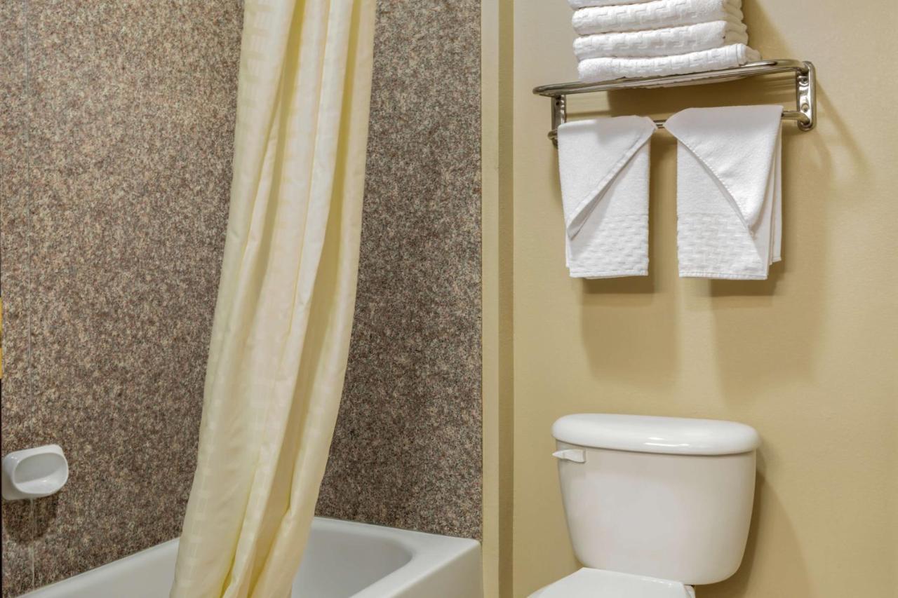 | Best Western Plus Red River Inn