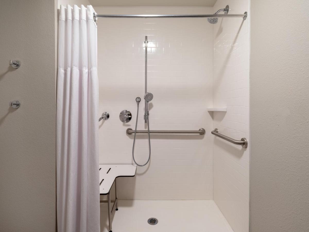 One-Bedroom Queen Room with Two Queen Beds and Mobility Accessible Tub - Non-Smoking at Staybridge Suites Sioux City Southeast by IHG